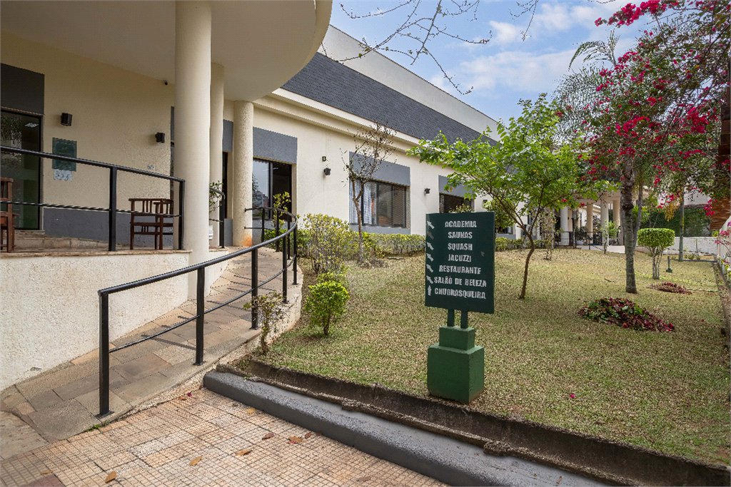 Apartamento à venda com 4 quartos, sendo 3 suítes, em Alto da Boa Vista, São Paulo, SP