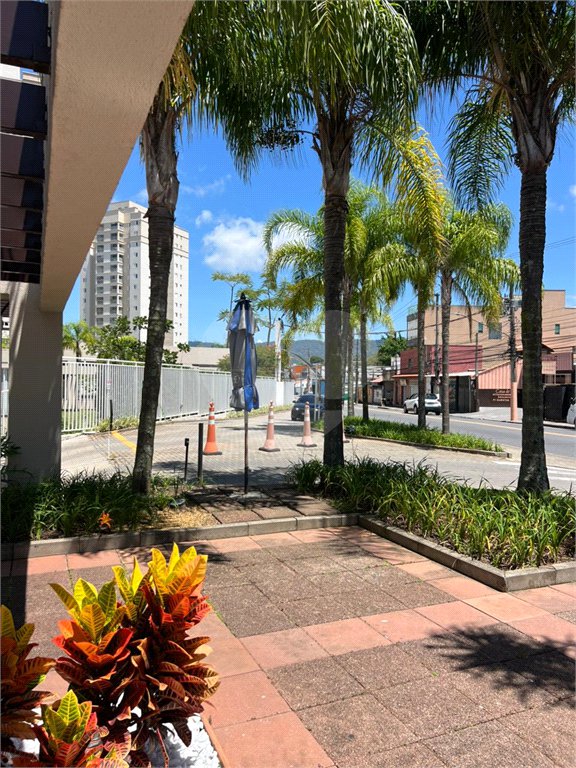 Apartamento à venda com 3 quartos, sendo 1 suíte, em Vila Suissa, Mogi das Cruzes, SP