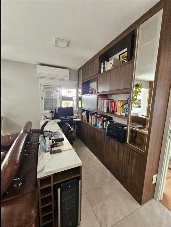Apartamento à venda com 3 quartos, sendo 2 suítes, em Vila Anastácio, São Paulo, SP