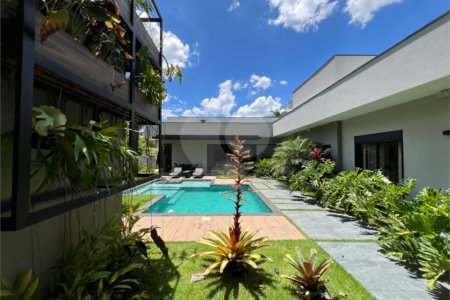 Casa à venda com 3 suítes no condomínio Vinhas da Vista Alegre - Lado Sede, Vinhedo - SP