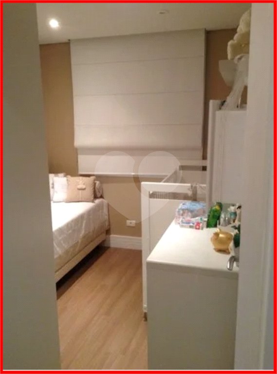 Apartamento à venda com 3 quartos, sendo 1 suíte, em Vila Gumercindo, São Paulo, SP