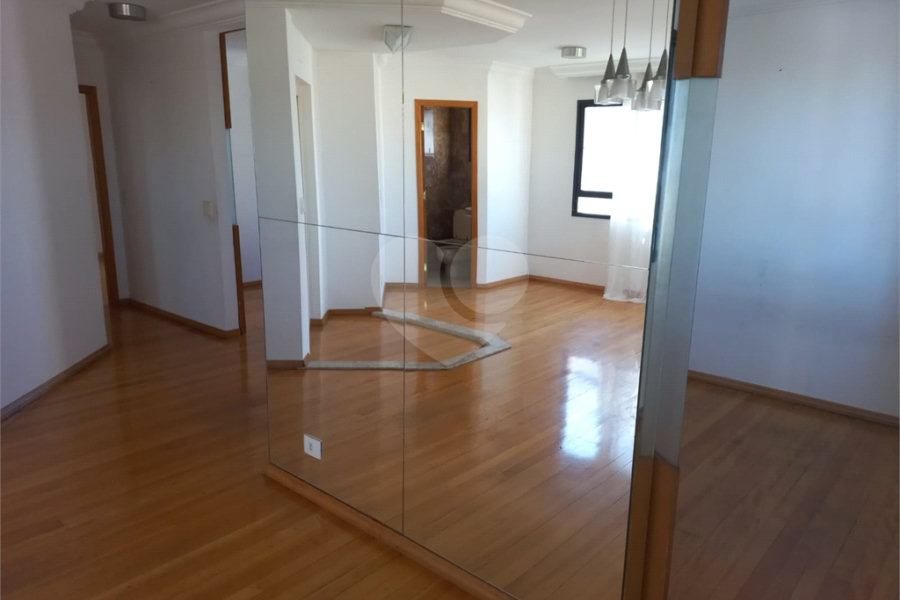 Apartamento à venda com 3 quartos, sendo 2 suítes, em Santana, São Paulo, SP