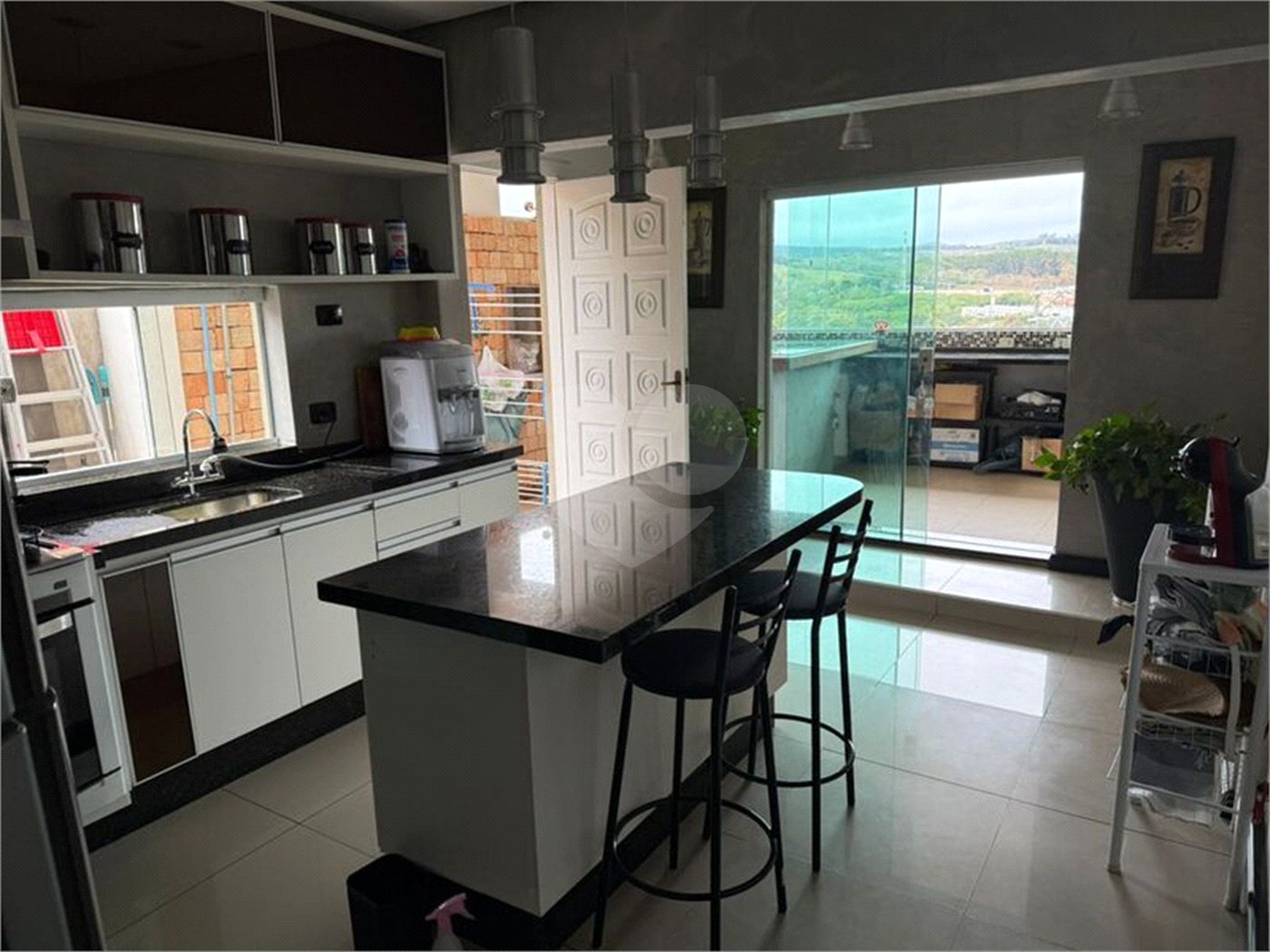 Casa à venda com 3 suítes em Taboão, São Roque, SP