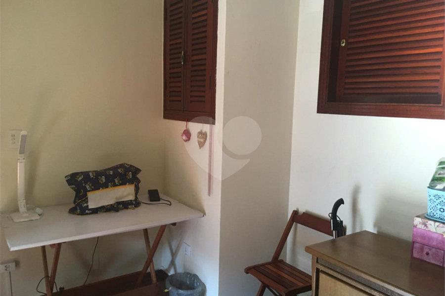 Casa à venda com 3 quartos, sendo 1 suíte, no condomínio Morada de Itapuã, São Paulo - SP