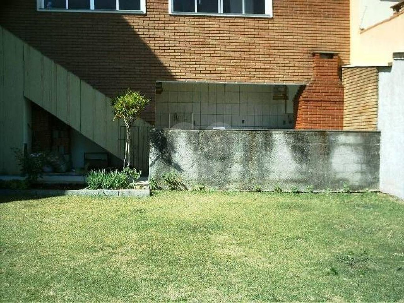 Sobrado à venda com 4 quartos, sendo 3 suítes, em Horto, São Paulo, SP