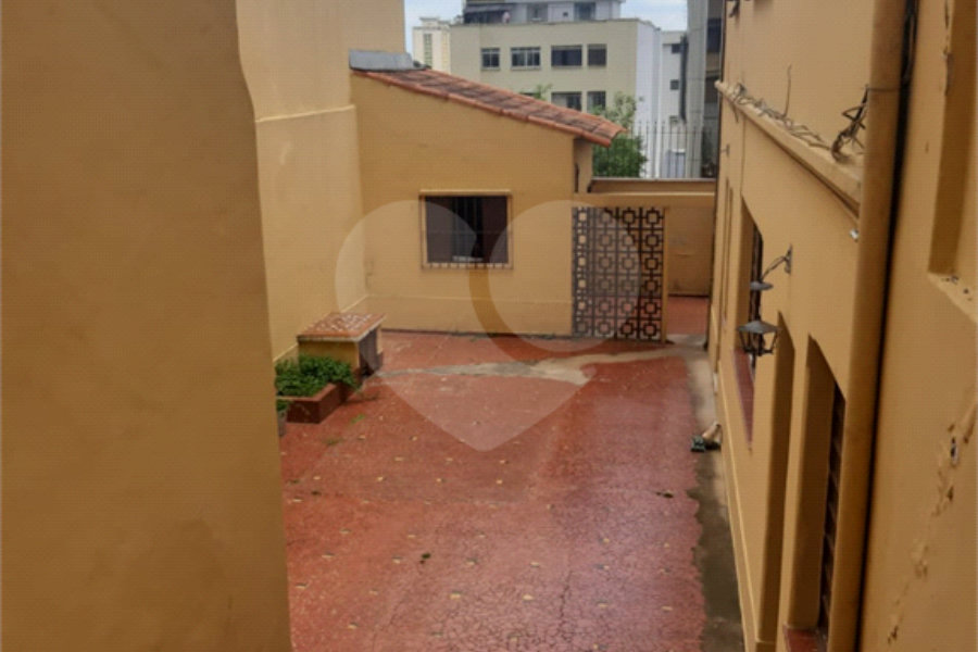 Sobrado à venda com 5 quartos em Santana, São Paulo, SP