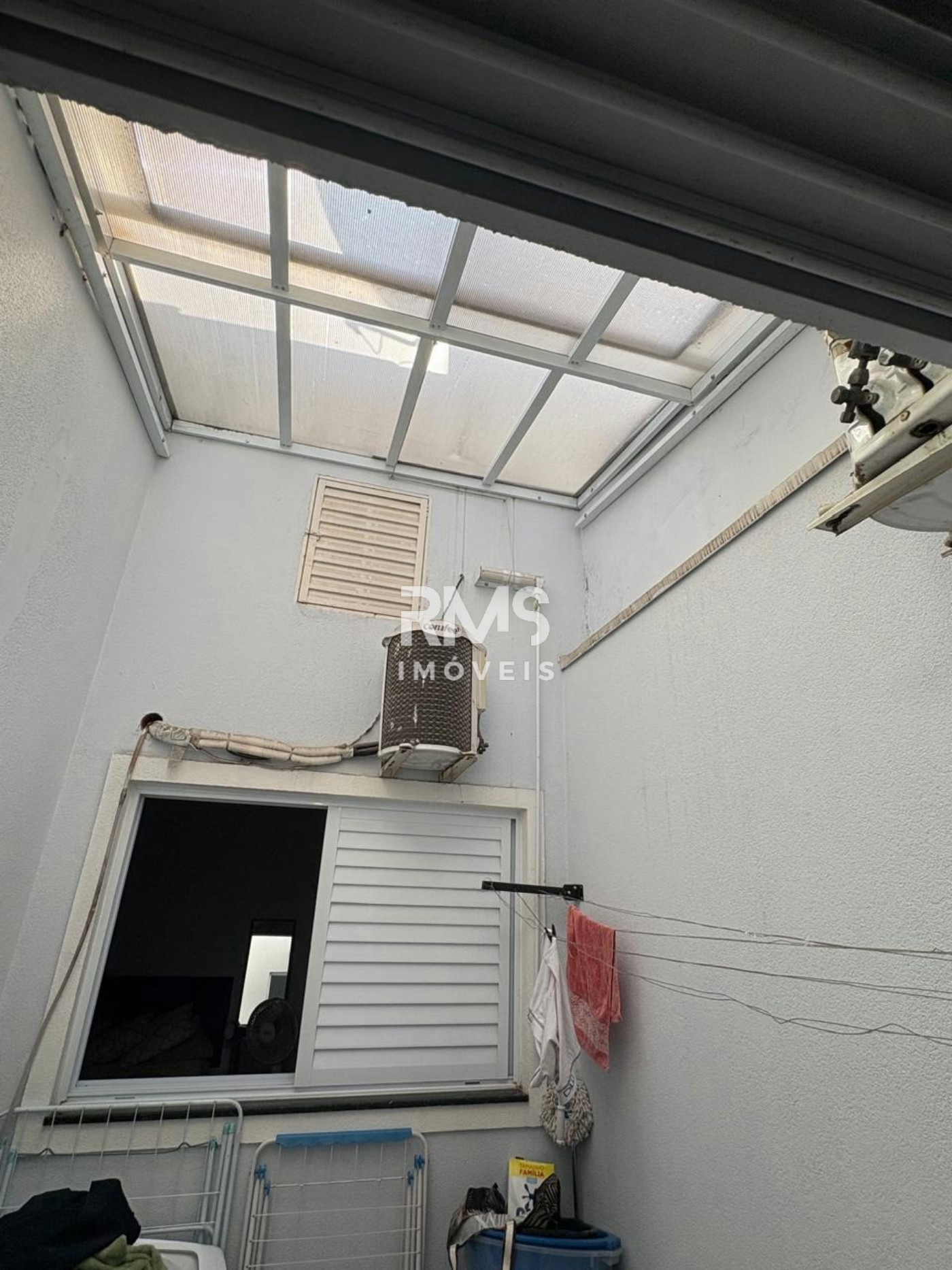 Casa à venda com 2 quartos, sendo 1 suíte, em Parque Das Indústrias, Itu, SP