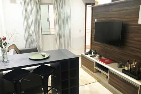 Casa à venda com 2 quartos no condomínio Guganis, São Paulo - SP