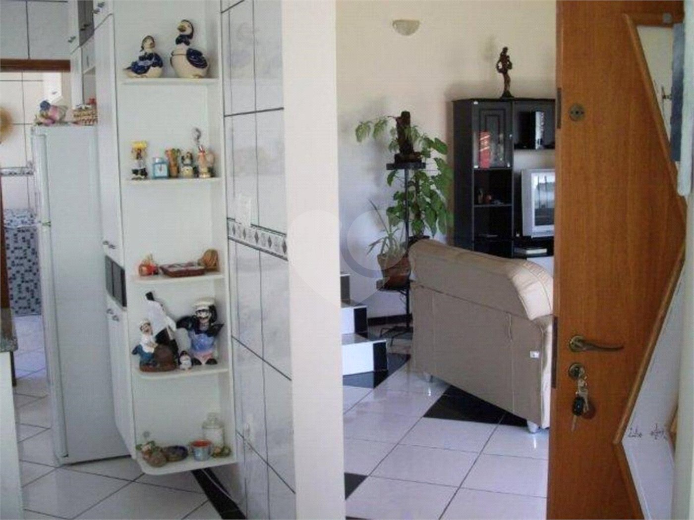 Casa à venda com 3 quartos, sendo 1 suíte, no condomínio Jardim do Ribeirão 1, Itupeva - SP