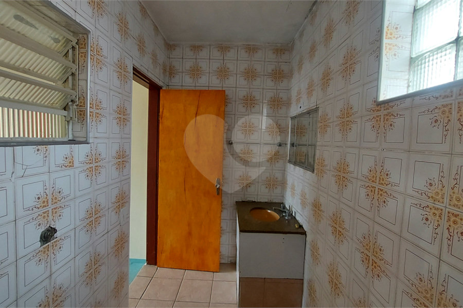Sobrado à venda com 4 quartos, sendo 1 suíte, em Vila Guarani, São Paulo, SP