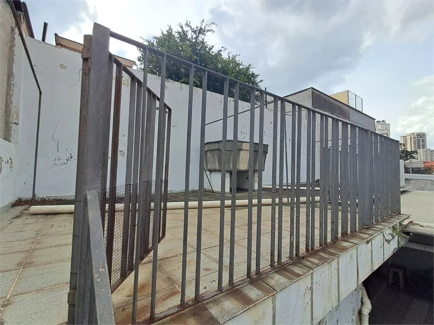 Sobrado à venda com 3 quartos, sendo 1 suíte,  em Vila Romana, São Paulo, SP