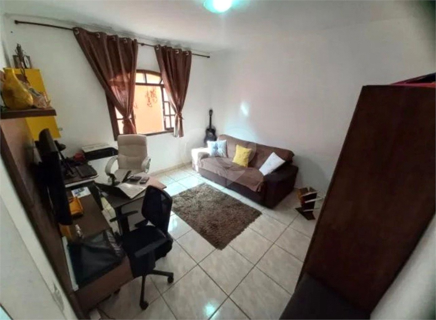 Sobrado à venda com 4 quartos, sendo 1 suíte, em Santo Antônio, Osasco, SP