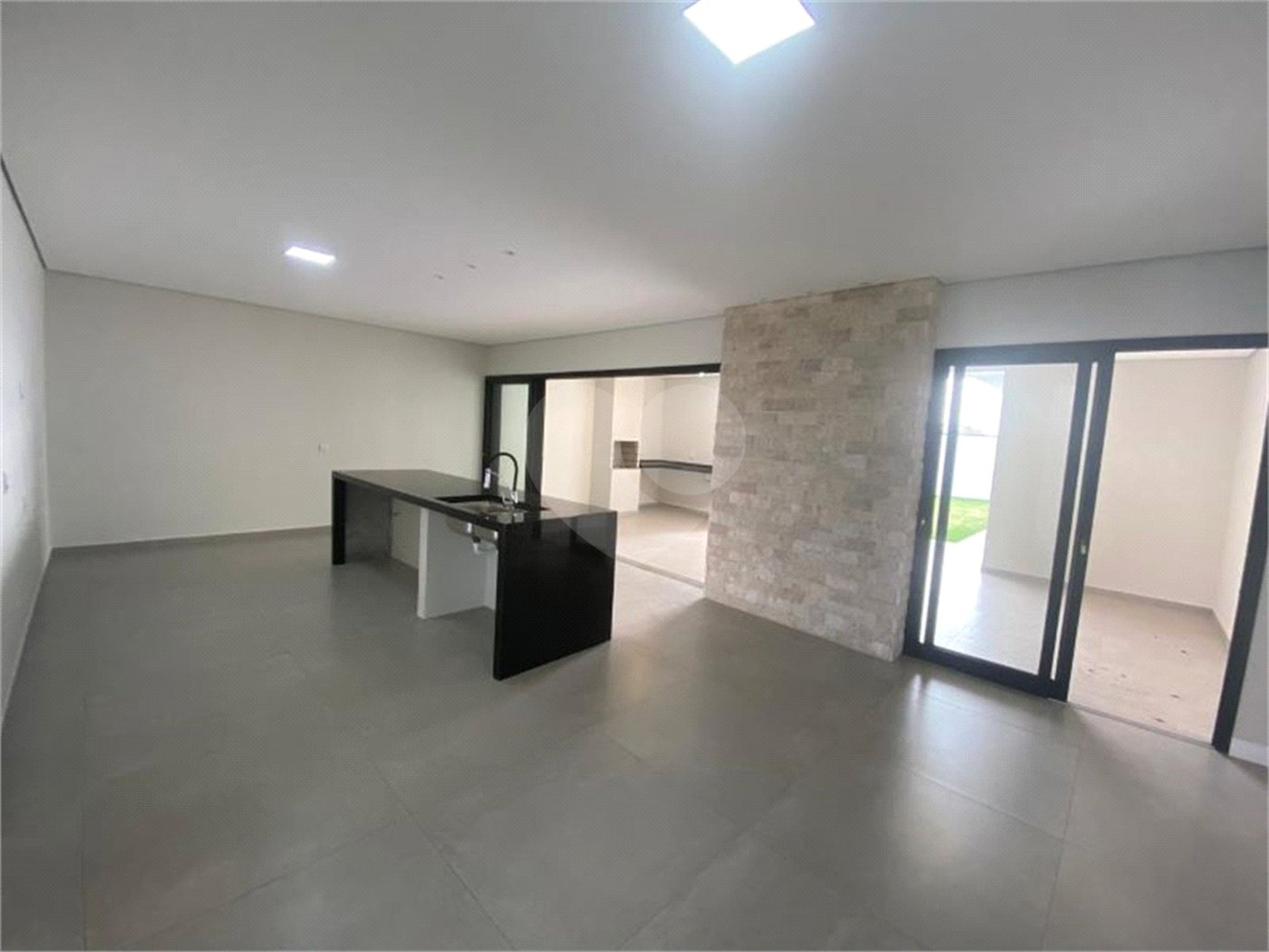 Casa à venda com 3 suítes no condomínio Campo de Toscana, Vinhedo - SP