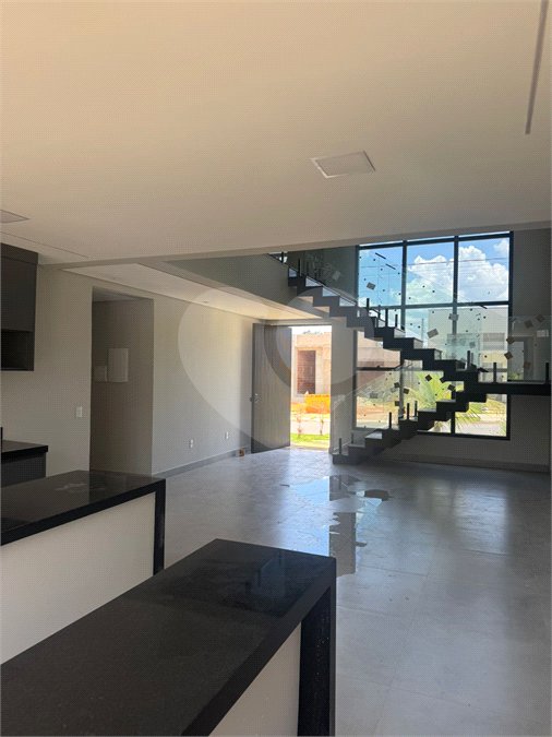 Casa à venda ou para alugar com 4 quartos, sendo 3 suítes, no condomínio Residencial Milano, Indaiatuba - SP