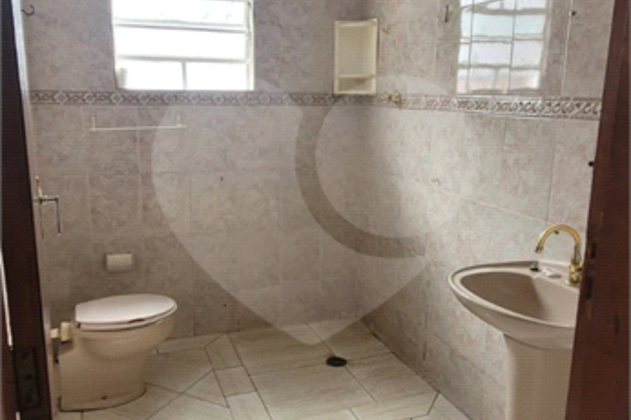 Sobrado à venda com 3 quartos, sendo 1 suíte, em Horto, São Paulo, SP
