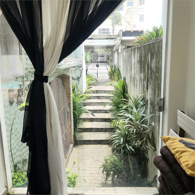 Sobrado à venda com 4 quartos, sendo 2 suítes, em Jardim Leonor, São Paulo, SP