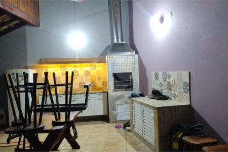 Sobrado à venda com 5 quartos, sendo 3 suítes, em Ribeirânia, Ribeirão Preto, SP