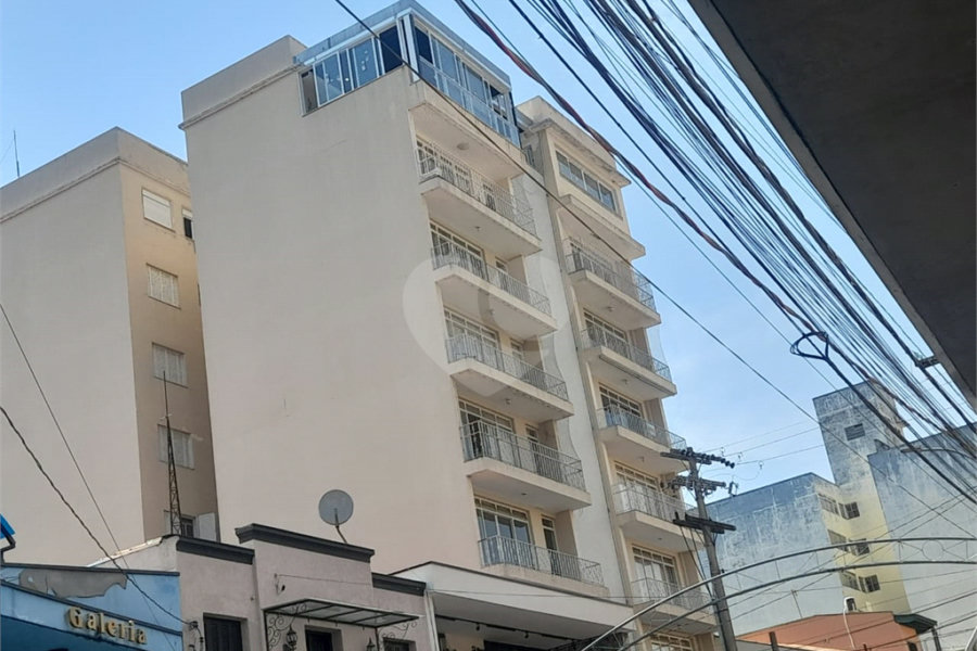 Apartamento à venda com 3 quartos, sendo 1 suíte, no Centro, Serra Negra, SP