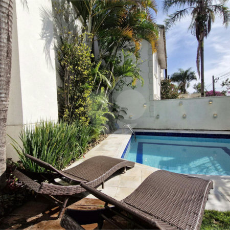 Casa à venda com 4 quartos, sendo 3 suítes,  no condomínio Le Lis Vert Village, São Paulo - SP