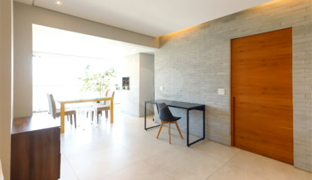 Apartamento à venda com 3 quartos, sendo 1 suíte,  em Vila Anastácio, São Paulo, SP