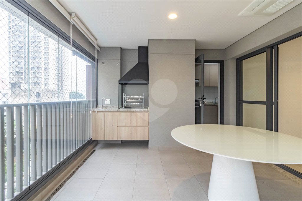 Apartamento à venda com 3 quartos, sendo 1 suíte,  em Perdizes, São Paulo, SP