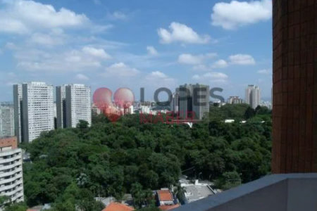 Apartamento à venda com 3 suítes em Vila Suzana, São Paulo, SP