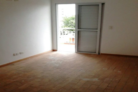 Casa à venda com 2 suítes em Jardim Odete, São Paulo, SP