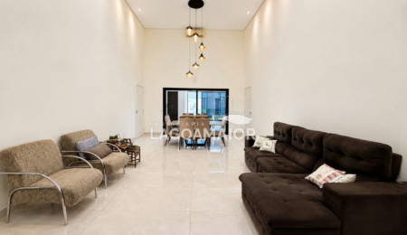 Casa à venda com 3 quartos, sendo 3 suítes, no condomínio Residencial Costa Leste, Três Lagoas - MS