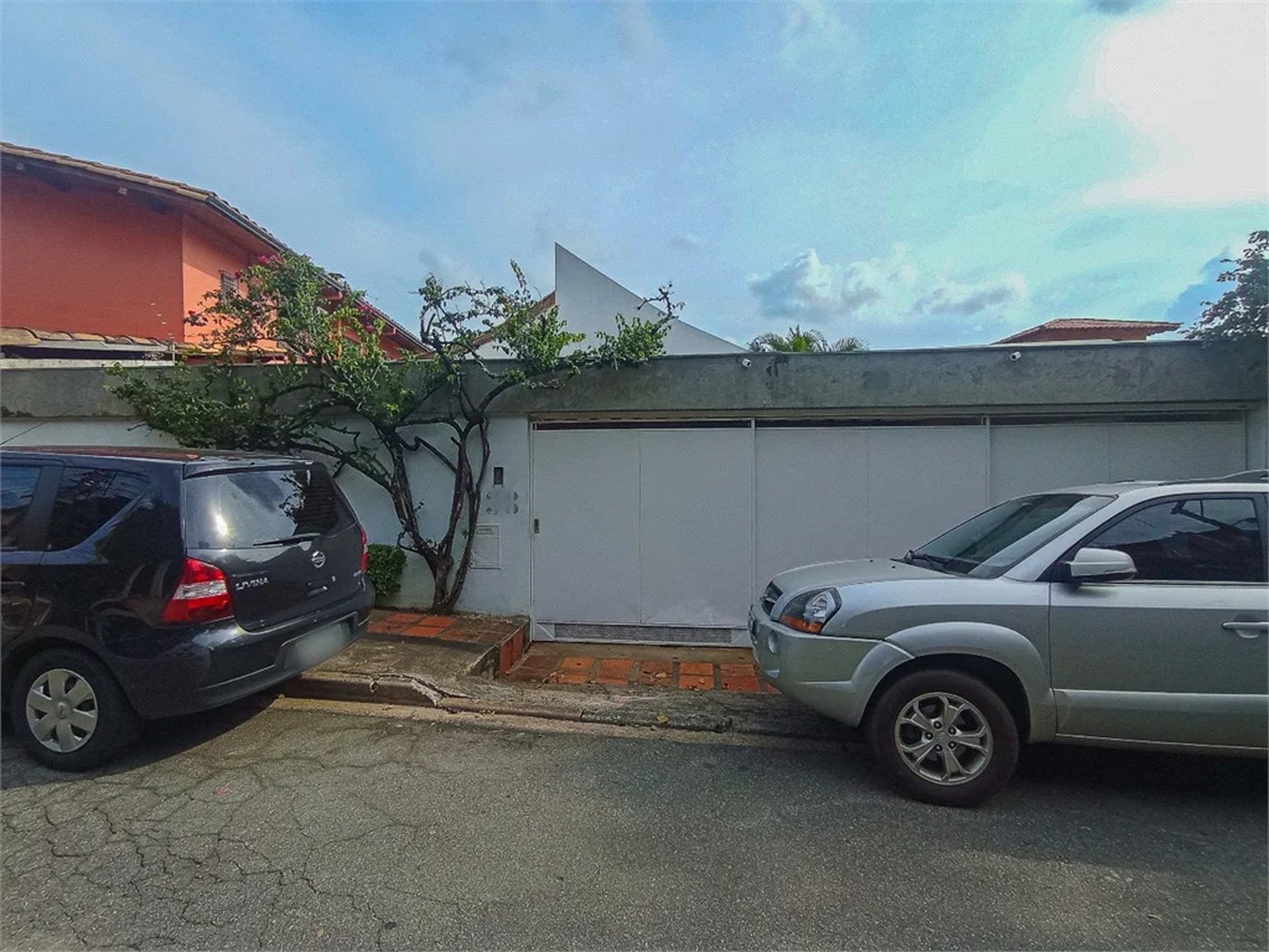Casa à venda com 4 quartos, sendo 3 suítes, em Jardim Panorama, São Paulo, SP