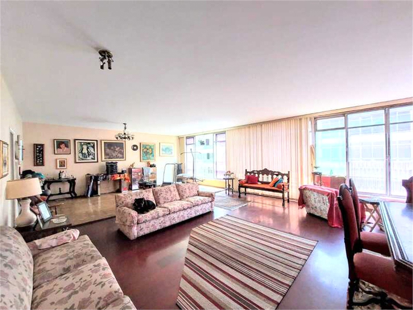 Apartamento à venda com 3 quartos, sendo 1 suíte,  em Copacabana, Rio de Janeiro, RJ