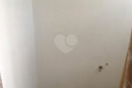 Casa à venda com 4 quartos, sendo 3 suítes,  em Vila Monumento, São Paulo, SP