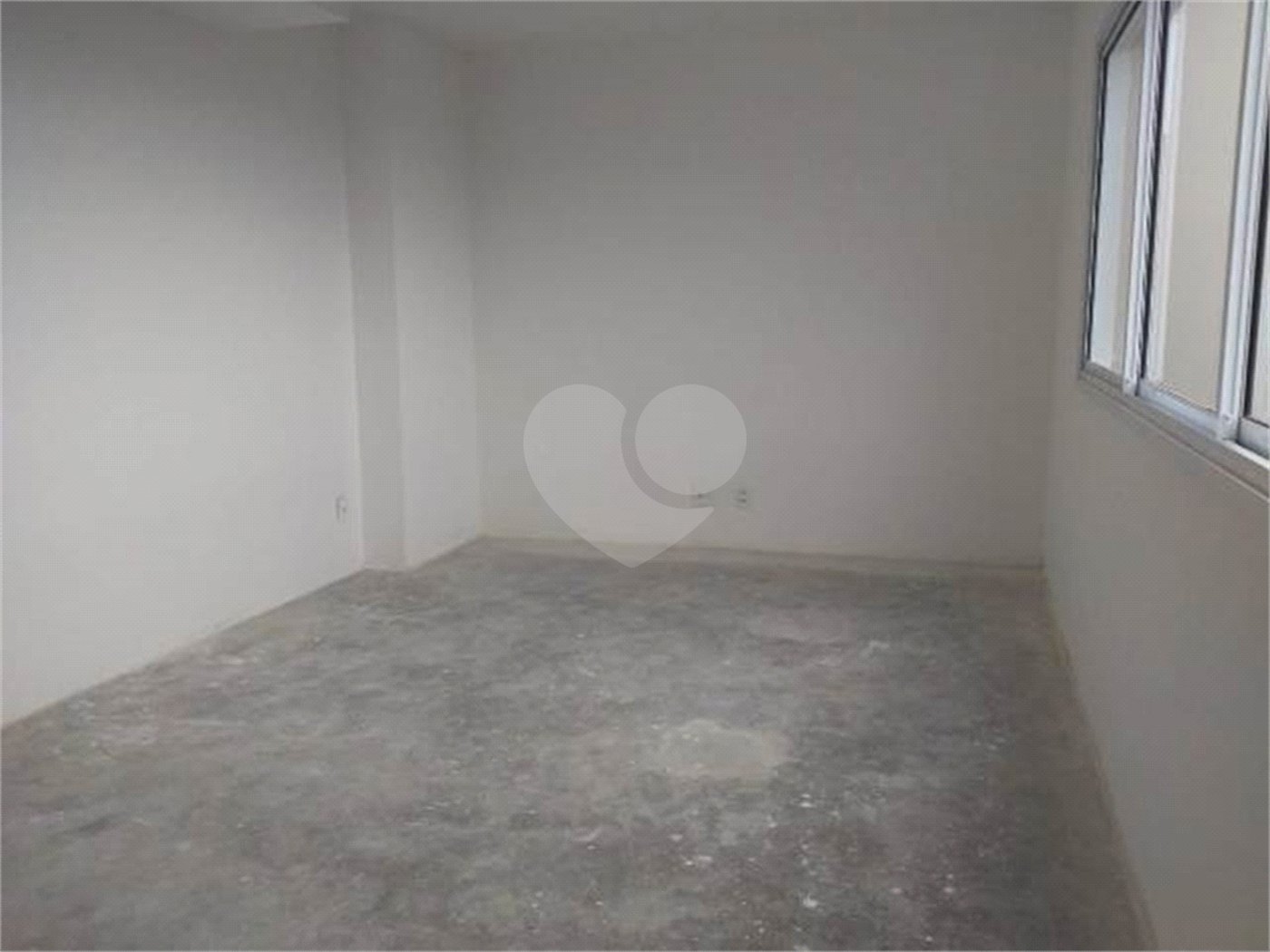 Apartamento à venda com 2 quartos, sendo 1 suíte,  em Vila Paiva, São Paulo, SP