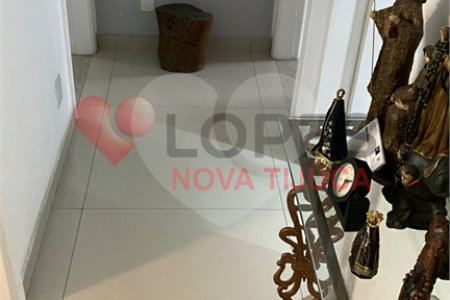Apartamento à venda com 3 quartos, sendo 1 suíte, em Tijuca, Rio de Janeiro, RJ