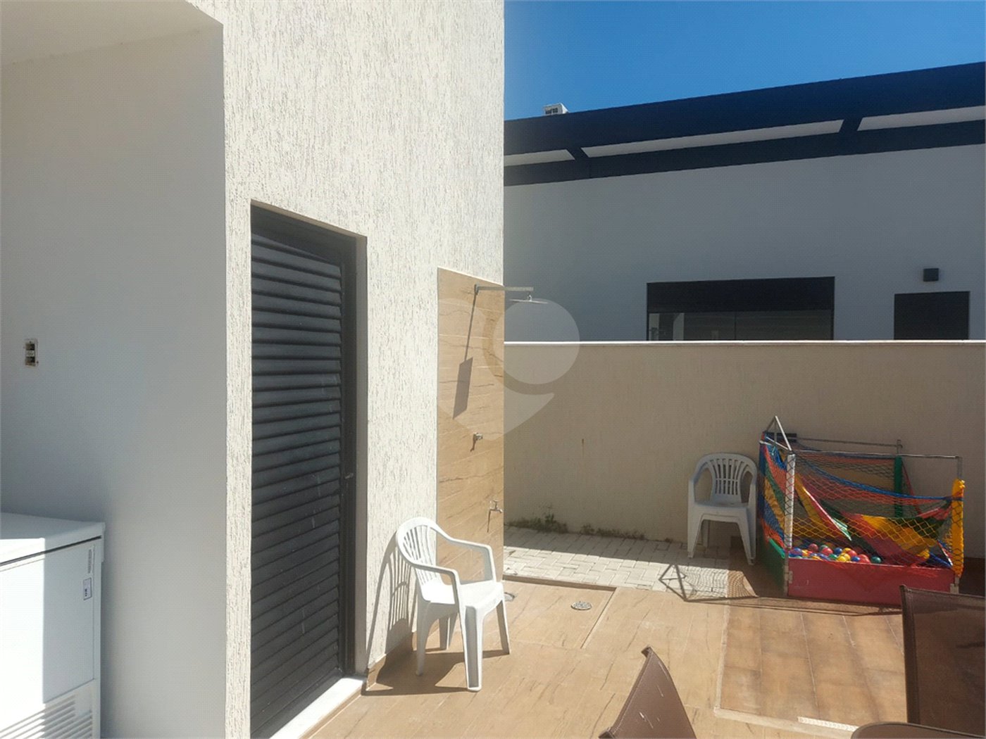 Casa à venda com 4 quartos, sendo 3 suítes, em Ogiva, Cabo Frio, RJ