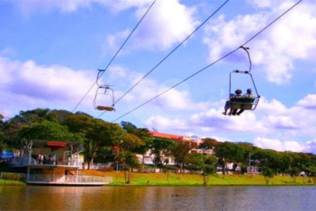 Terreno à venda no condomínio Loteamento Parque Residencial Serras de Atibaia III, Atibaia - SP
