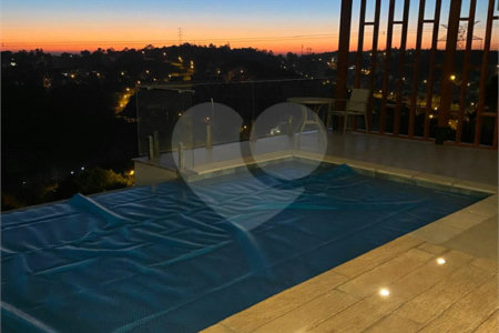 Casa à venda com 3 suítes no condomínio Hills, Arujá - SP