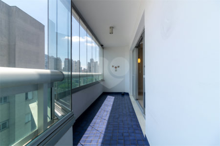 Apartamento à venda com 4 quartos, sendo 3 suítes, em Brooklin Paulista, São Paulo, SP