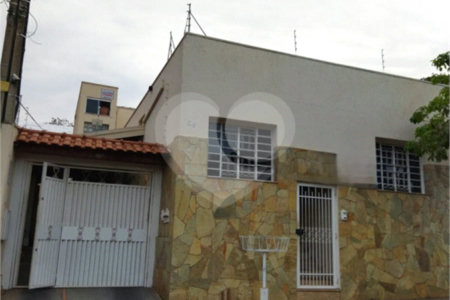 Sobrado à venda com 3 quartos, sendo 2 suítes, no Centro, Araraquara, SP