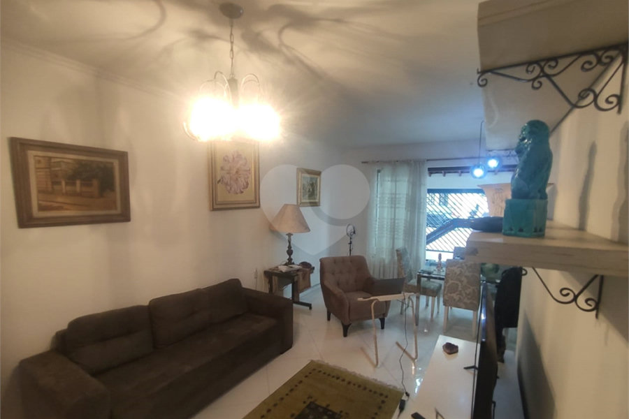 Sobrado à venda com 3 quartos, sendo 1 suíte, em Tremembé, São Paulo, SP