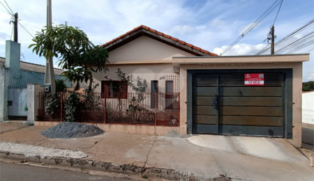 Casa à venda com 3 quartos em Vila Reis, Itapetininga, SP