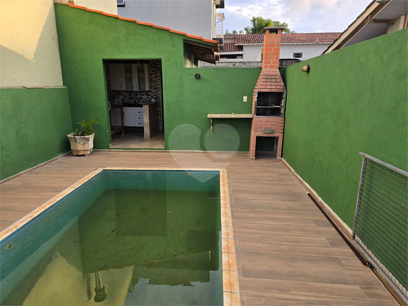 Casa à venda com 2 quartos em Ressaca, Atibaia, SP