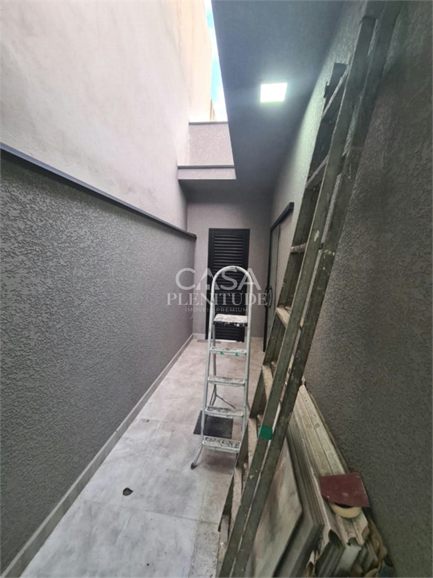 Casa em condomínio à venda com 3 quartos, sendo 1 suíte, em Wanel Ville, Sorocaba, SP