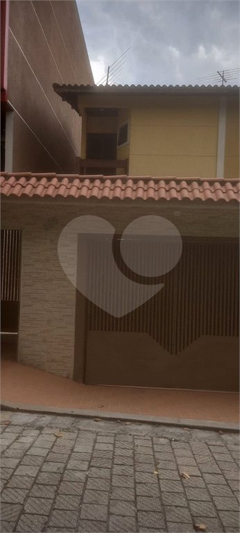 Casa à venda com 3 quartos, sendo 1 suíte,  em Vila Augusta, Guarulhos, SP