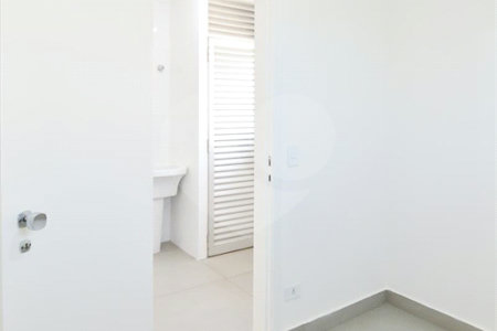 Apartamento à venda com 4 quartos, sendo 2 suítes,  em Brooklin Paulista, São Paulo, SP