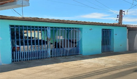 Casa à venda com 3 quartos em Cidade Aracy, São Carlos, SP