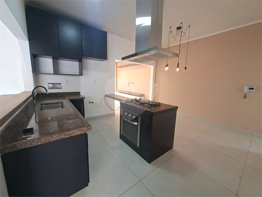 Casa à venda ou para alugar com 3 quartos, sendo 1 suíte, em Vila Aparecida, Itapetininga, SP