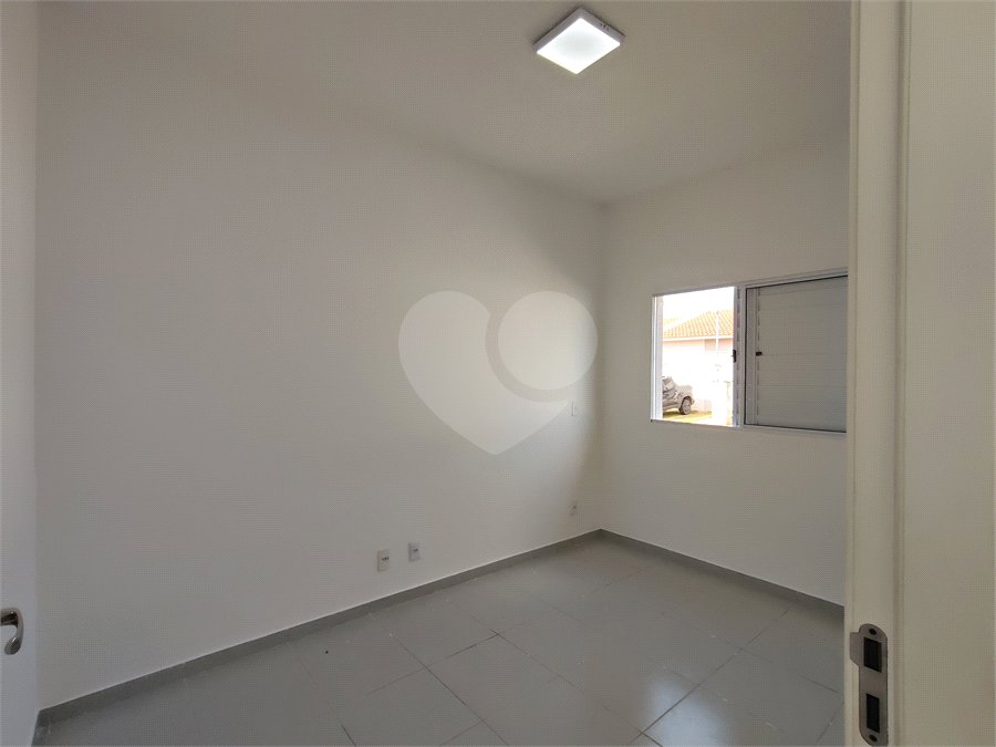 Casa à venda ou para alugar com 2 quartos no condomínio Villagio Allegro, Itapetininga - SP
