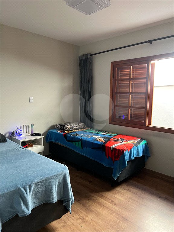 Casa à venda com 3 quartos, sendo 1 suíte, em Retiro das Fontes, Atibaia, SP