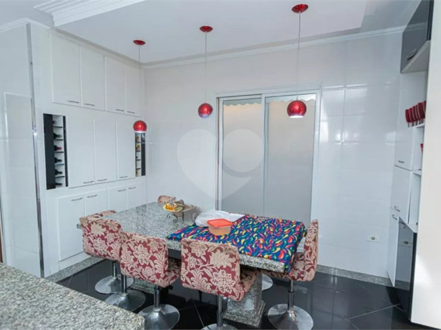 Sobrado à venda com 4 quartos, sendo 3 suítes,  em Casa Verde, São Paulo, SP