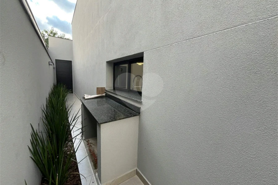 Excelente Casa Plana no Condomínio Bela Vista